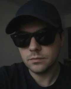 Poor selfie example with face covered